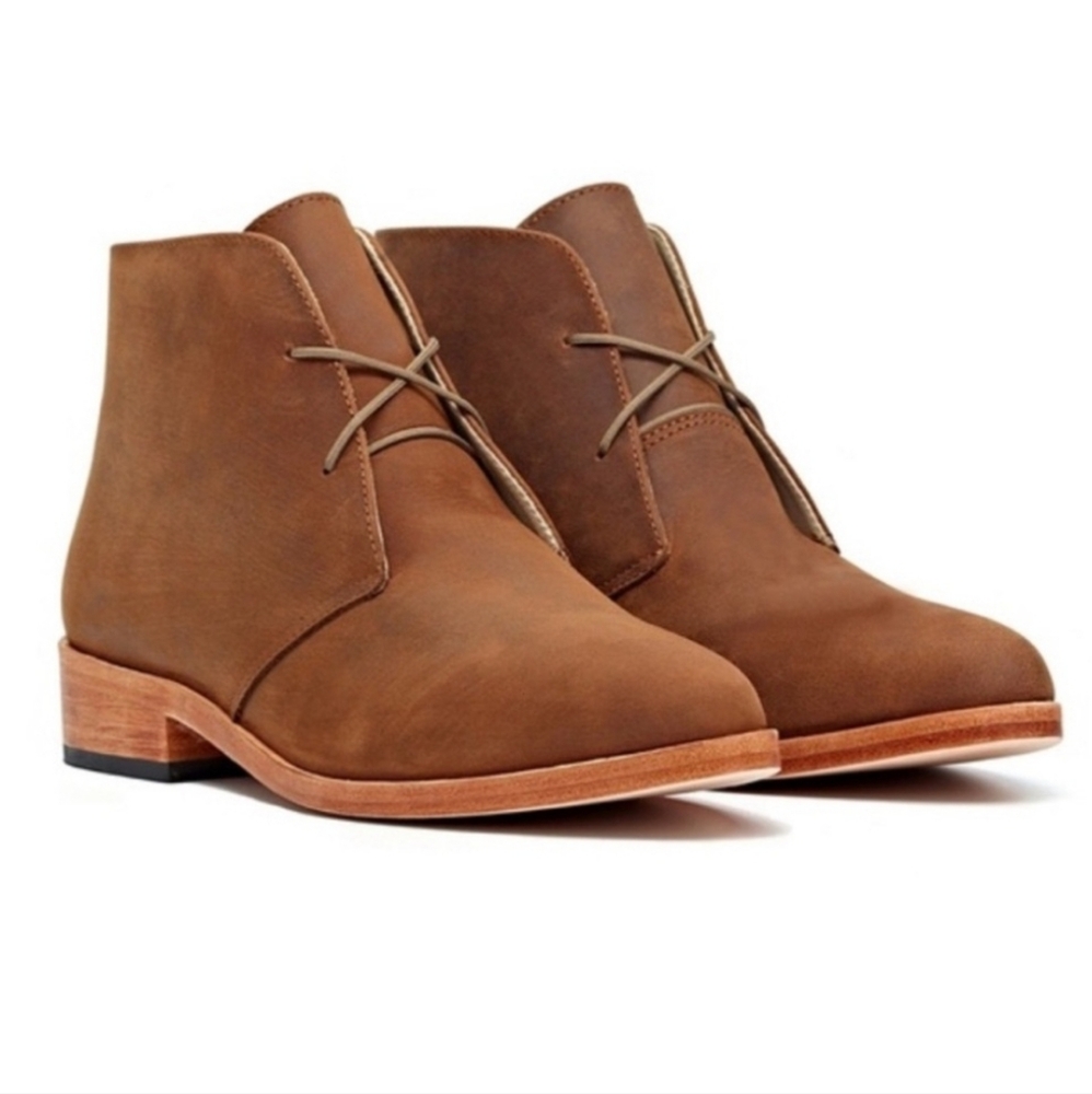 Nisolo Isa Boots In Oak